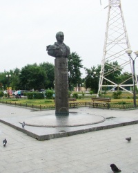 Памятник академику В.П.Глушко в Одессе