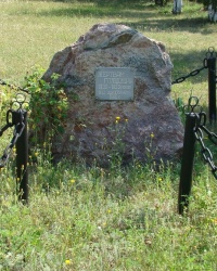 Пам'ятник Жертвам Голодомору в с.Сурсько-Михайлівка (Солонянський р-н)