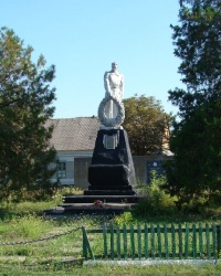 Воинский мемориал в с.Привольное (Солонянский р-н)