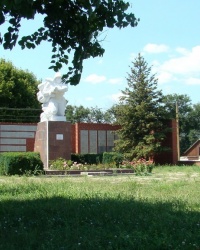 Воинский мемориал в с.Проминь (Солонянский р-н)