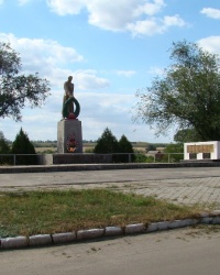 Воинский мемориал в с.Шевченково (Никопольский р-н)