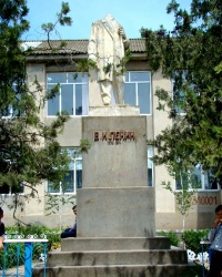 Памятник В.И.Ленину (разрушен) в с.Борисовка (Татарбунарский р-н)