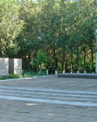 Братская могила советских воинов в с.Старая Некрасовка (Измаильский р-н)