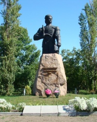 Пам'ятник Максиму Залізняку у с.Медведівці