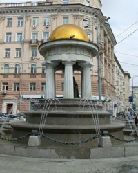 Фонтан-ротонда «Наталья и Александр» в г.Москве