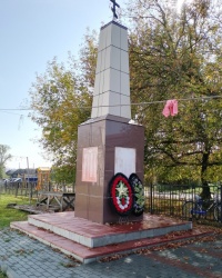 Памятник погибшим жителям в с. Аламасово