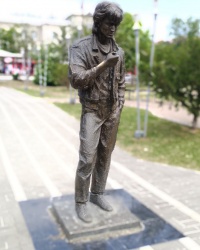 Памятник Виктору Цою в г.Элисте