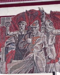 Мозаичное панно на кинотеатре «Октябрь» в г.Элисте 