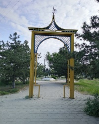 Арка в буддийском стиле в г.Элисте