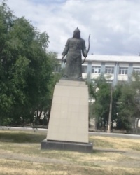 Памятник «Джангар» в г.Элисте