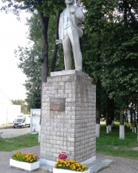 Памятник В.И.Ленину в г.Малоярославце
