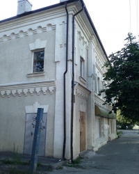 Здание по ул.Ленина, 19 в г.Малоярославце