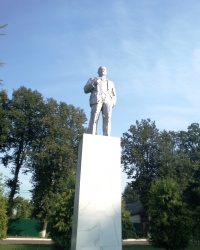 Памятник В.И.Ленину в г.Жукове