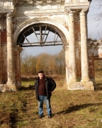 Развалины усадьбы Е.Р.Дашковой в д.Троицкое