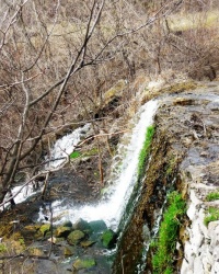 Водопад у Пятовского пруда в г.Горловке