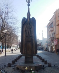 Памятник воинам-интернационлистам в г.Мукачево