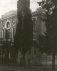Здание горской школы в г.Сухуме (Абхазия)