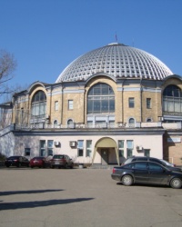 Здание центрального крытого рынка в г.Донецке