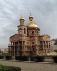 Свято-Крестовоздвиженский храм в поселке Старобешево