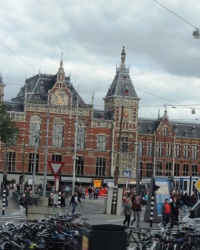 Центральный вокзал в Амстердаме (Нидерланды)
