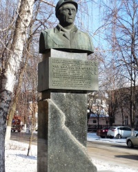 Памятник М.П. Чиху в г. Шахты
