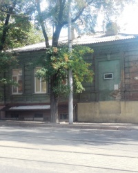 Дом № 27 по ул.Постышева в г.Донецке