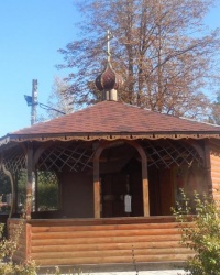 Живоносный источник храма Андрея Первозванного в г.Ждановке