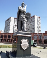 Памятник Дмитрию Донскому в г. Дзержинском
