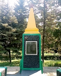 Братская могила в г.Юнокоммунаровске