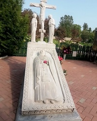 Могила схимонахини Сепфоры в с.Клыково
