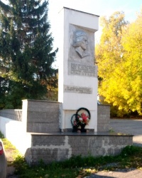Памятник А.М.Краснухину в г.Муроме