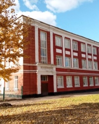 Здание гимназии № 15 в г.Стаханове