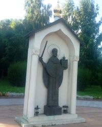 Памятник Святителю Николаю в г.Дзержинском