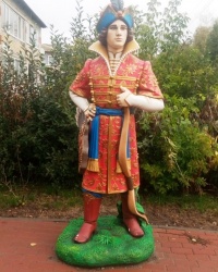 Скульптуры сказочных героев в с.Дивеево