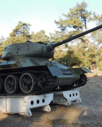 Танк Т-34 в парке Победы г.Ирпеня