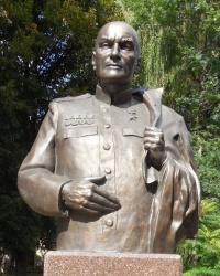 Памятник А.А.Микулину в г.Киеве