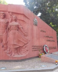 Памятник сотрудникам и студентам Киевского политехнического института, погибшим в годы Великой Отечественной войны