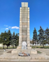 Мемориальный комплекс в п.г.т. Арбузинка