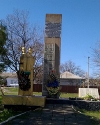 Памятник воинам-односельчанам в с.Августовка