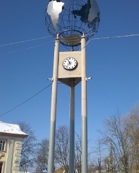 Стела "Глобус" в г.Дрезна