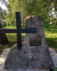 Памятник жертвам Голодомора в с.Гринченково