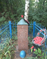 Братская могила советских воинов в с.Кандаурово