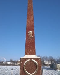 Памятник воинам-землякам в п.г.т.Козлов