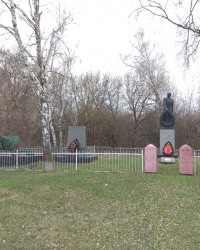 Мемориальный комплекс в с. Черноглазовка (Полтавский район)