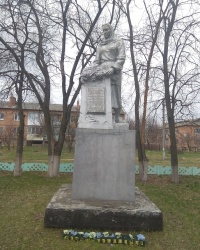 Мемориальный комплекс в с. Гожулы