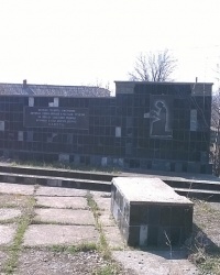 Памятник умершим на кладбище №1 в п.г.т.Овидиополь