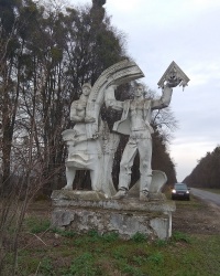 Памятник молодым аграриям в с. Бричковка
