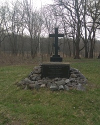 Памятник односельчанам жертвам Голодомора в с. Абазовка