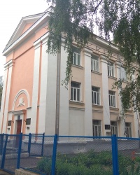 Полтавская гимназия № 6 в г. Полтава