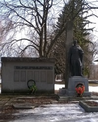 Мемориал в с.Поповщина (Роменский район)